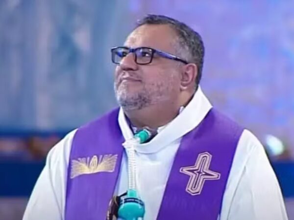 Terminou a luta do querido padre, que tem milhões de seguidores em suas redes sociais, após ele ter passado diversos dias internado na UTI.