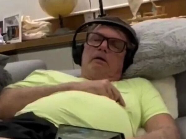 Bolsonaro passou por cirurgia recentemente